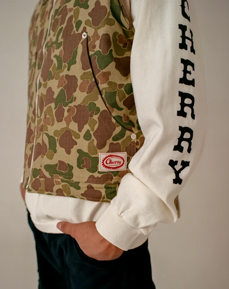 CHERRY Tees & Longsleeves Athletic Heavyweight L/S Tee (Amazon) 7 CHERRY Tees & Longsleeves Athletic Heavyweight L/S Tee (Amazon)